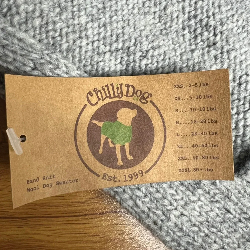 Chilly Dog Hand‎ Knit Wool Dog Sweater Size XL Snowflake Pom Pom  Hood NWT